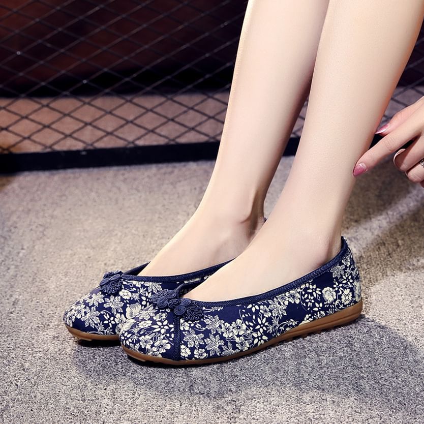 Flats Textile Embroidered