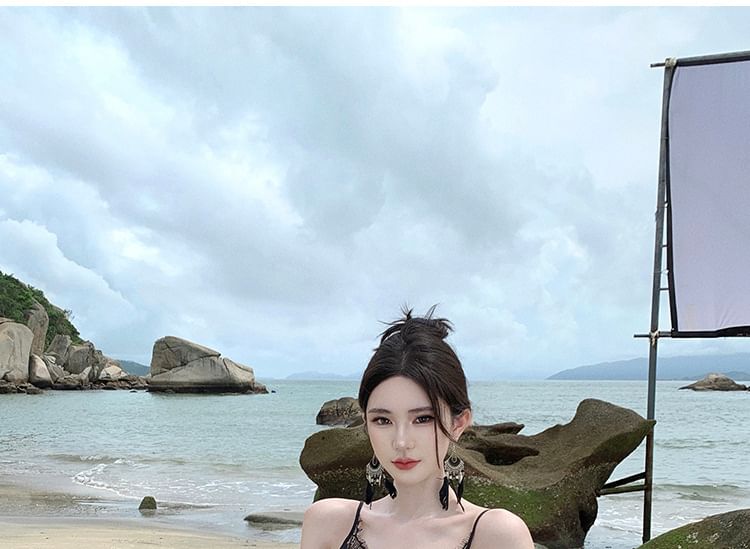 Slit Knot Dress Lace Panel Spaghetti Sheath Maxi Strap