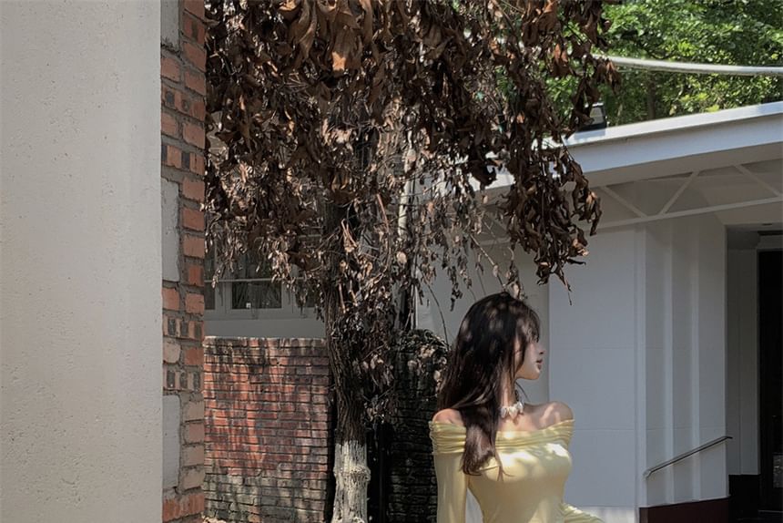 Maxi + A-Line Fit Skirt Set: Off-Shoulder Waist Plain Long-Sleeve Tee High Slim Crop