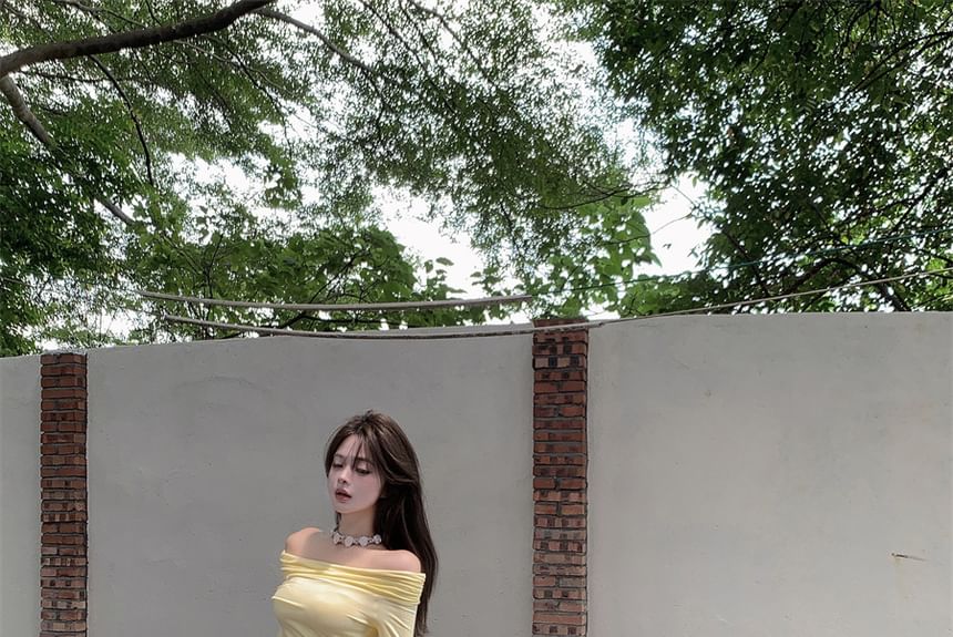 Maxi + A-Line Fit Skirt Set: Off-Shoulder Waist Plain Long-Sleeve Tee High Slim Crop