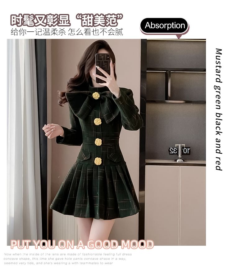 Long Sleeve Stand Collar Bowknot Plaid Pleated Mini A-Line Dress