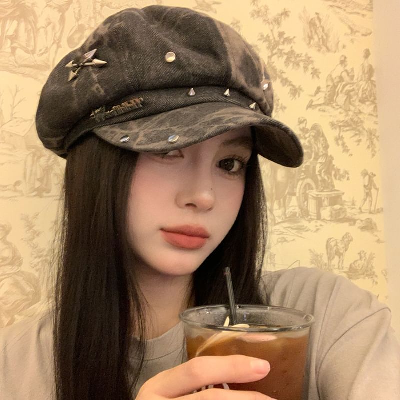 Star Applique Studded Denim Newsboy Cap