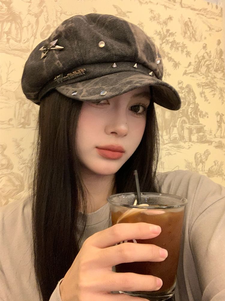 Star Applique Studded Denim Newsboy Cap