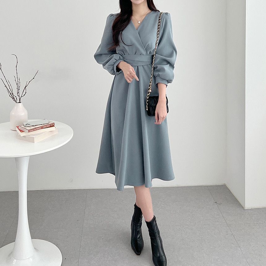 Puff-Sleeve V-Neck Plain Midi A-Line Dress