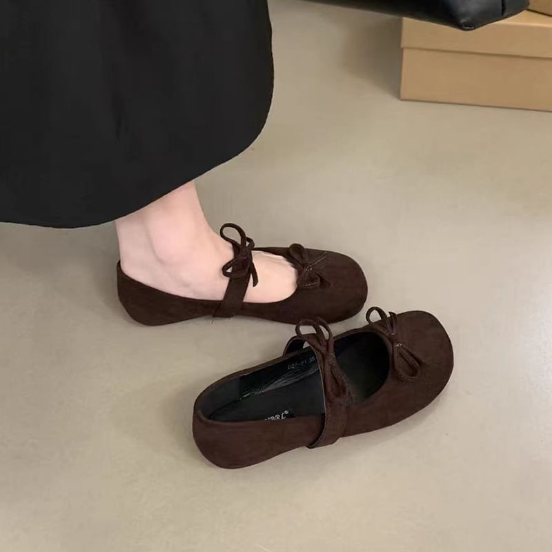 Mary Bow Jane Flats Accent Plain