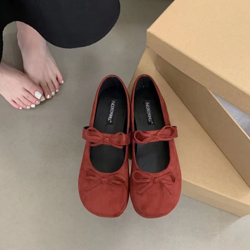 Mary Bow Jane Flats Accent Plain