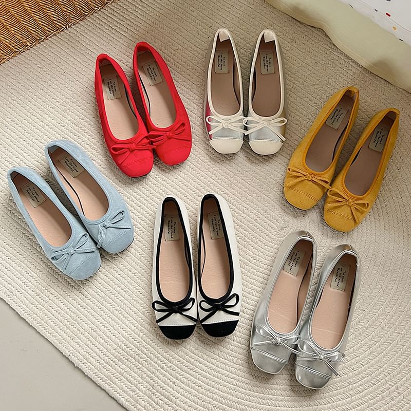 Accent Bow Flats Faux Leather