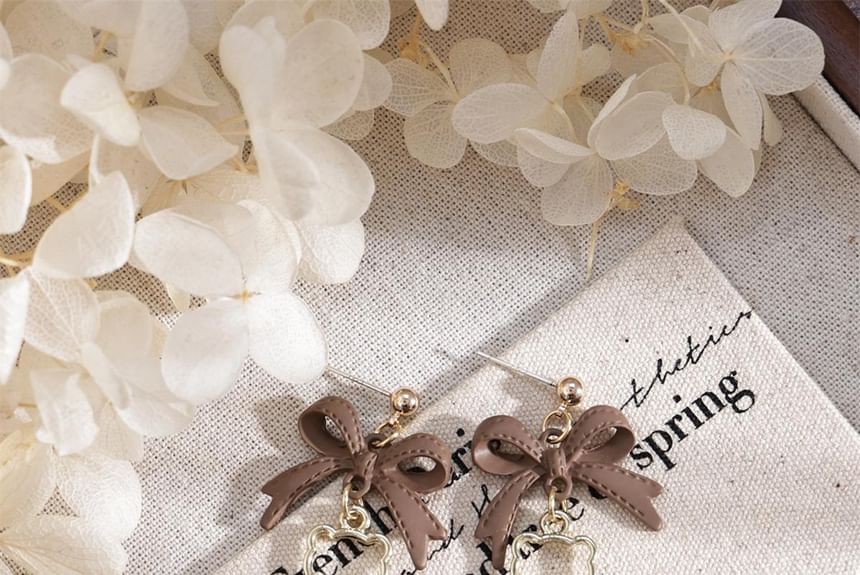 Pearl Bow / Faux Pom Earring Drop Clip-On