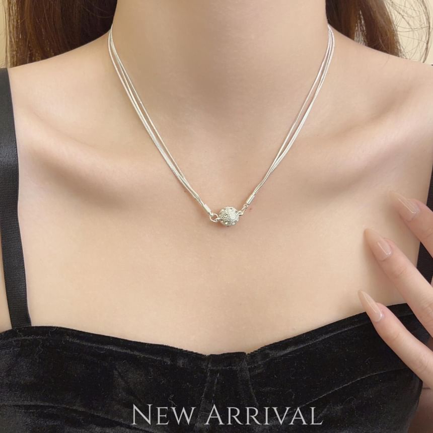 Magnetic Heart Alloy Layered Necklace