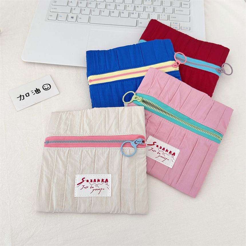 Applique Sanitary Pouch