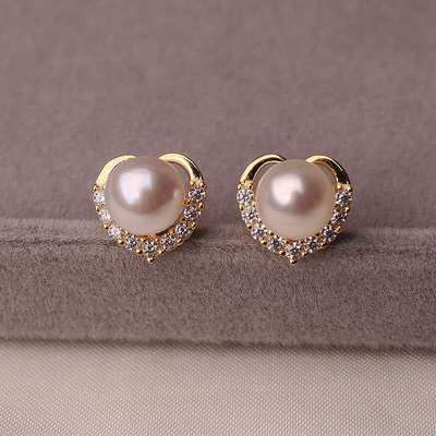 Ear Pearl Faux Rhinestone Stud