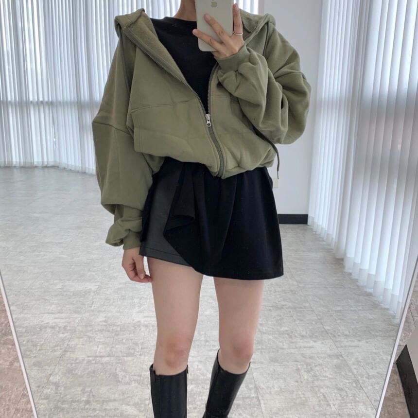 Drop Shoulder Plain Zip Up Cropped Hoodie