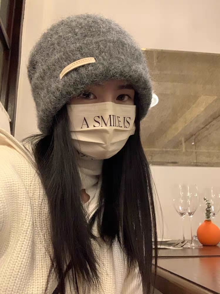 Knit / Beanie Ribbed Applique Plain