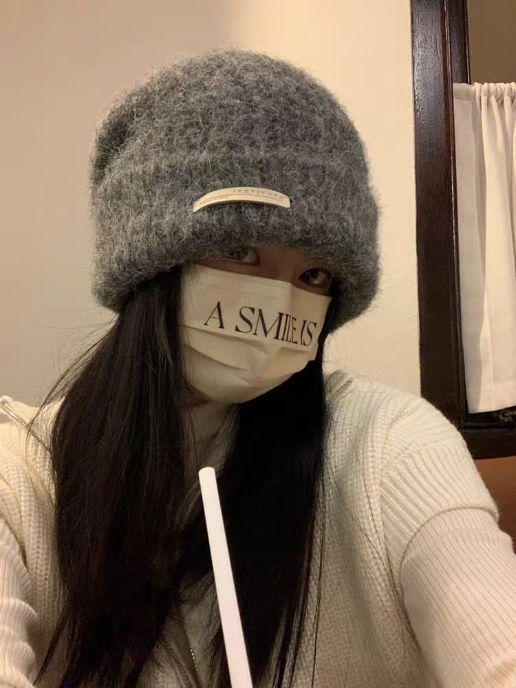 Knit / Beanie Ribbed Applique Plain