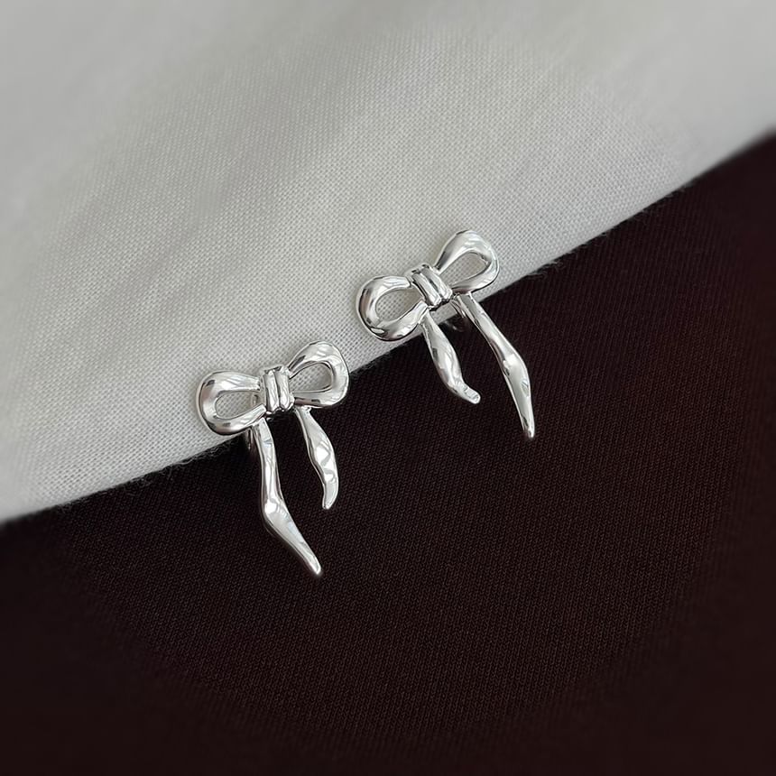 Clip-On Earring Bow