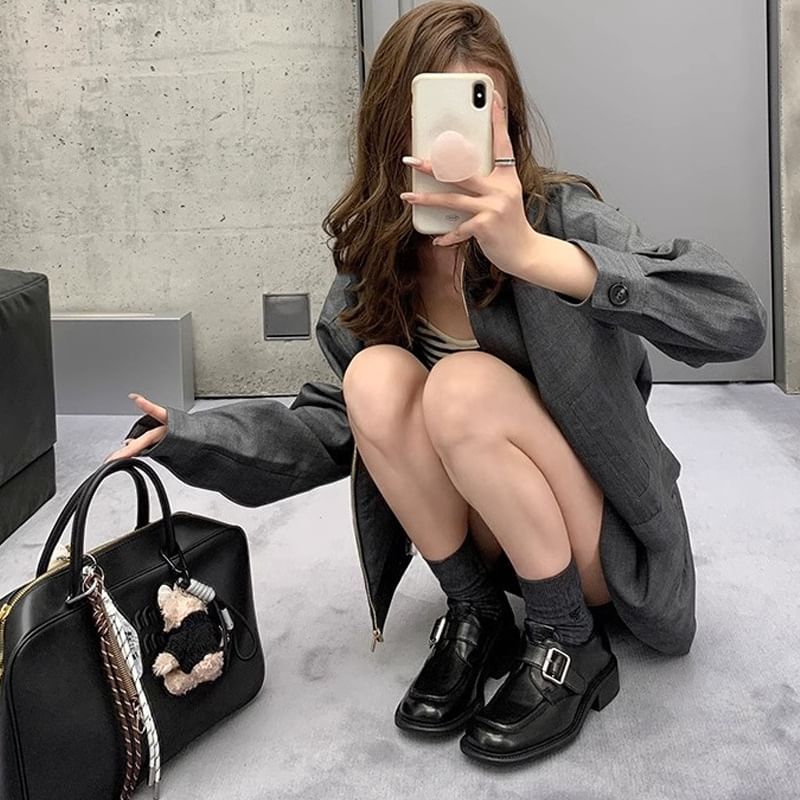 Buckled Loafers Toe Square