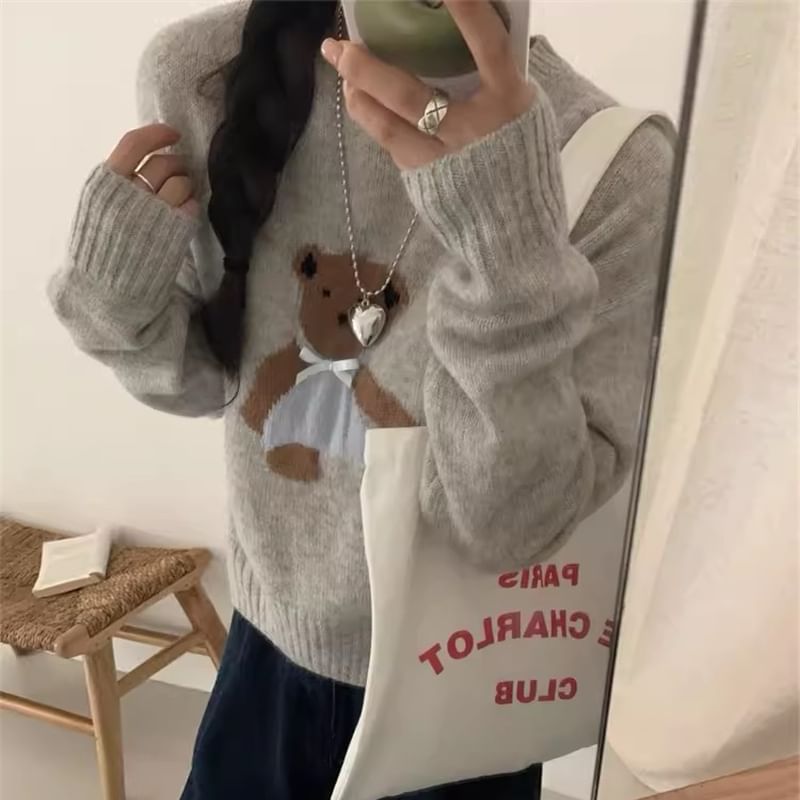 Sweater Crewneck Embroidery Bear