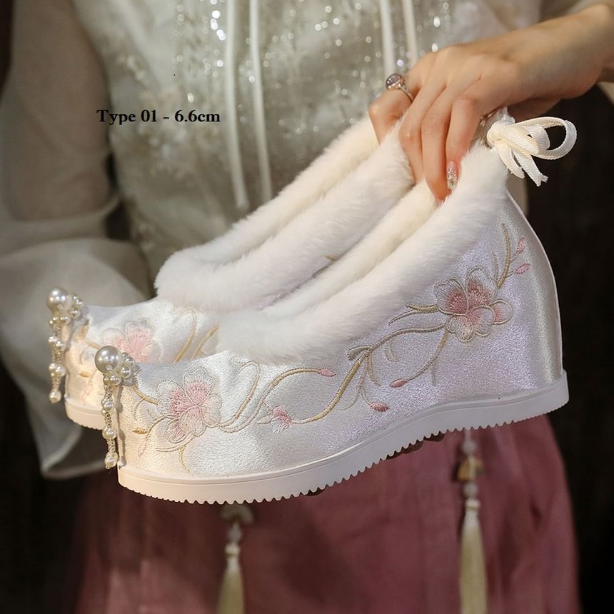 (Various Pumps Wedge Hidden Heel Fleece-Lined Beaded Designs) Embroidered