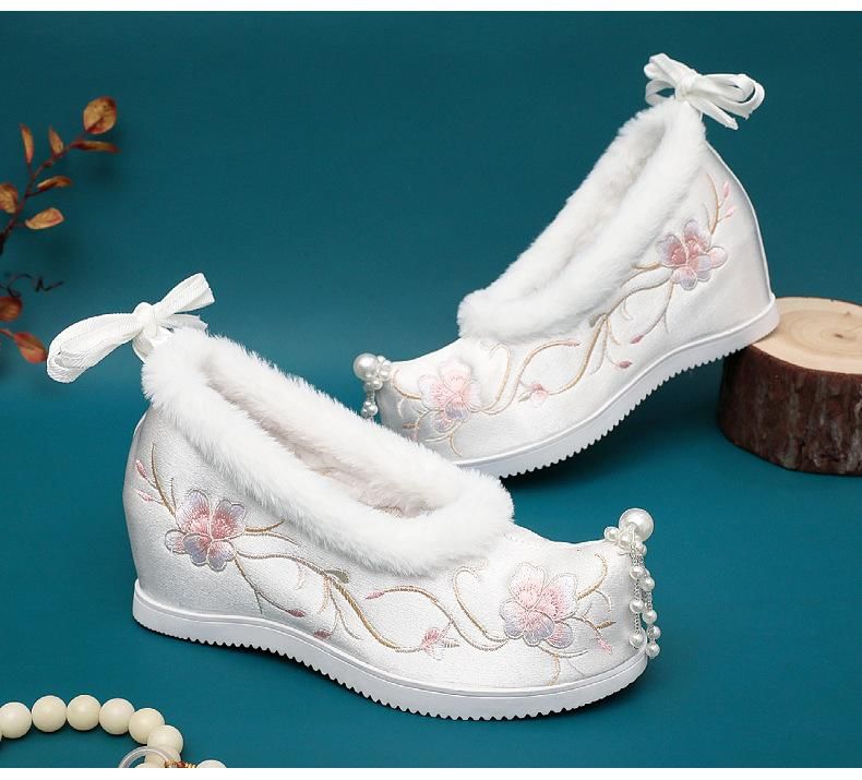 (Various Pumps Wedge Hidden Heel Fleece-Lined Beaded Designs) Embroidered
