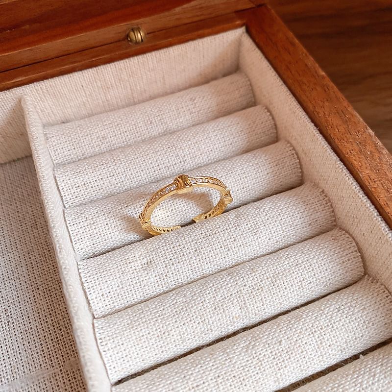 Geometry Open Ring Rhinestone /