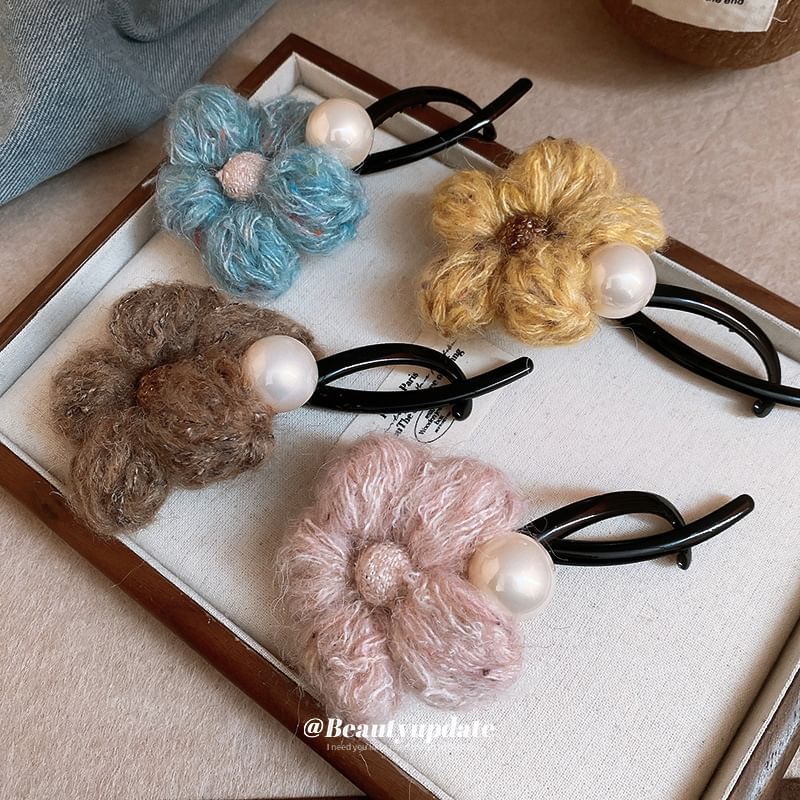 Faux Flower Clip Pearl Hair