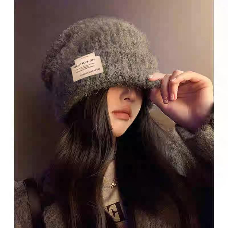 Plain Two Tone / Fluffy Beanie