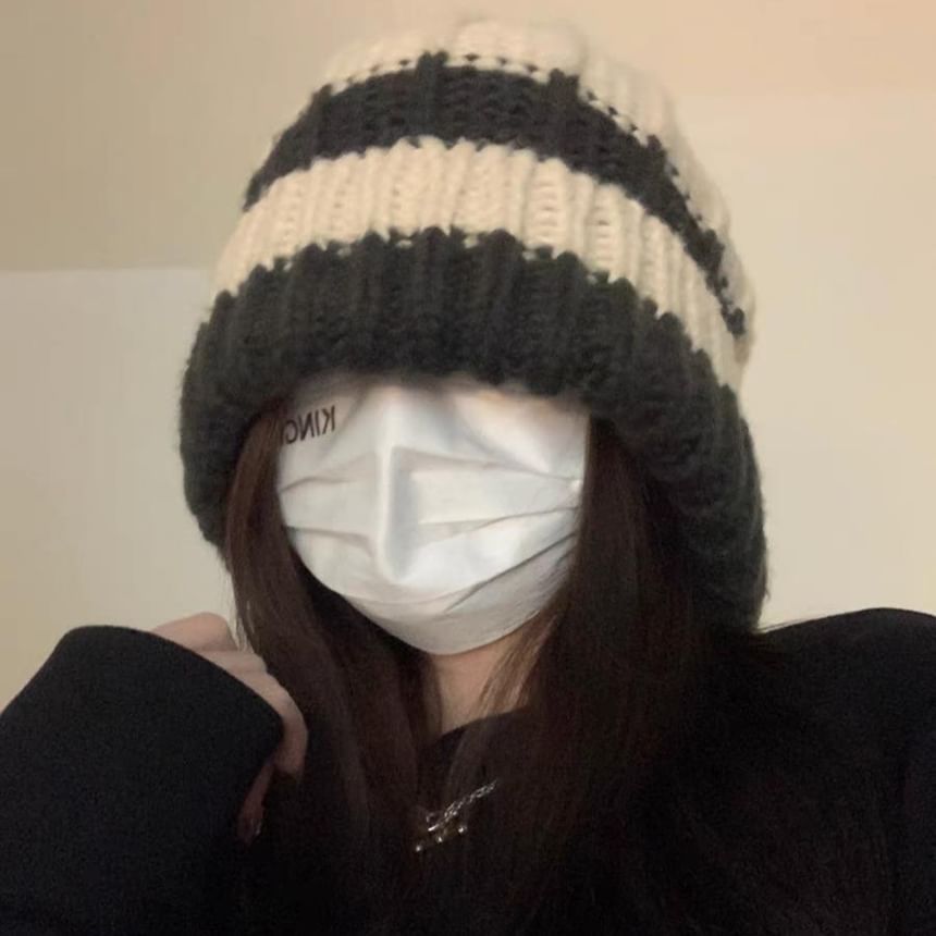 Beanie / Ribbed Striped Plain