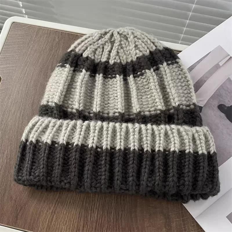 Beanie / Ribbed Striped Plain