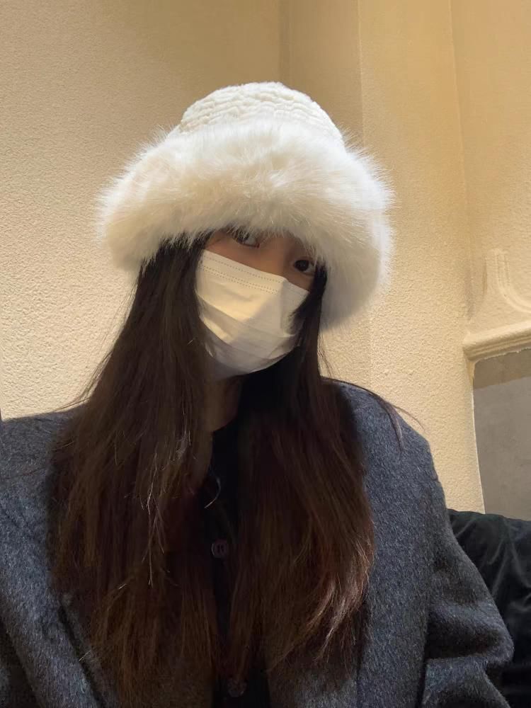 Panel Hat / Plain Fluffy Bucket