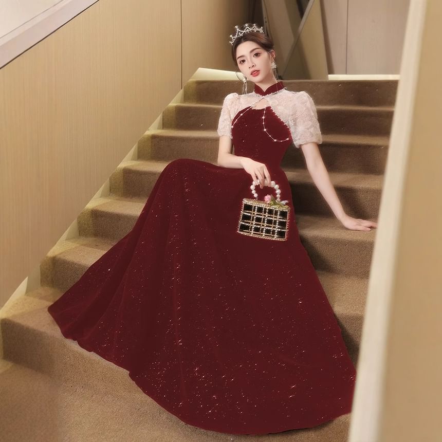 Embroidered Evening Neck Puff-Sleeve Glitter Tone Two Flower A-Line Gown Mock