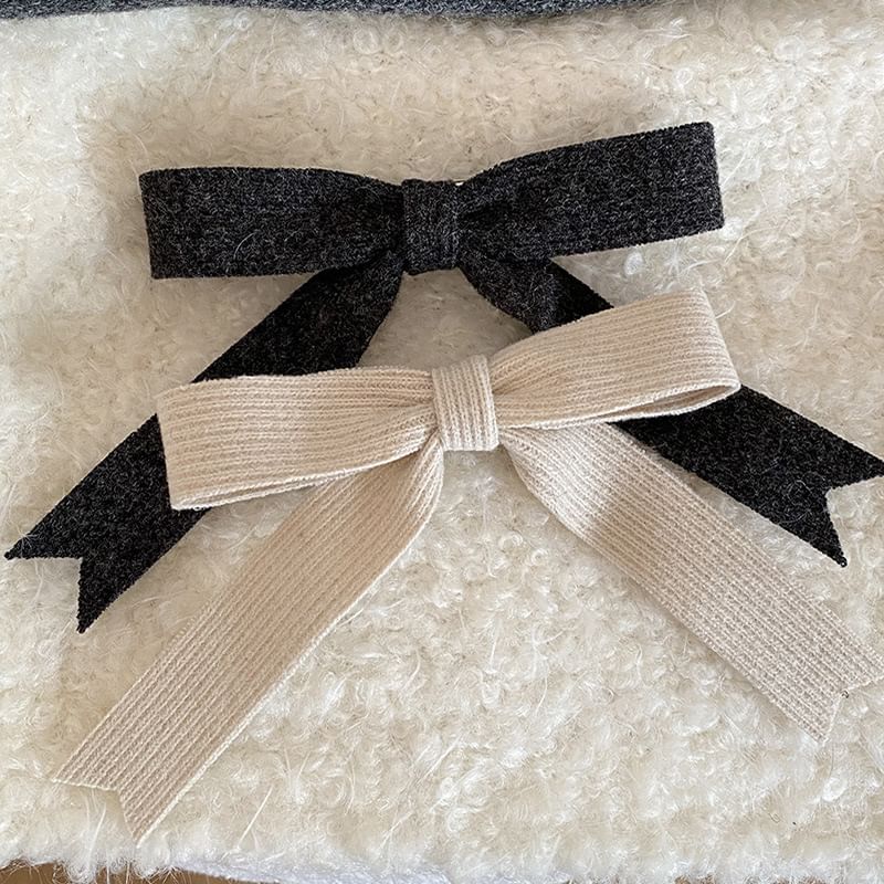 Plain Bow Knitted Hair Clip