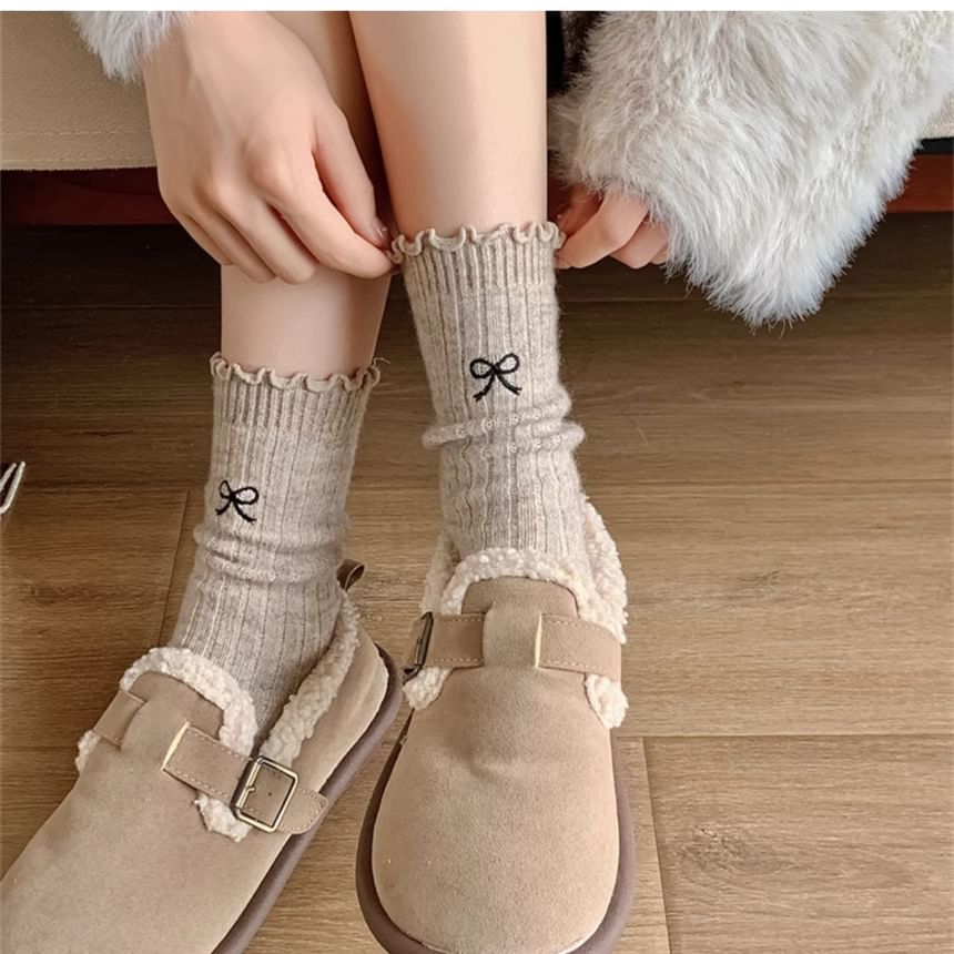 Bow Embroidered Ruffle Trim Crew Socks