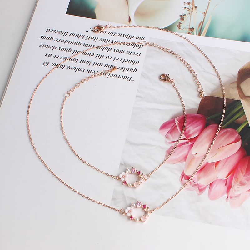 / Bracelet Rhinestone Alloy Floral Necklace (Various Designs)