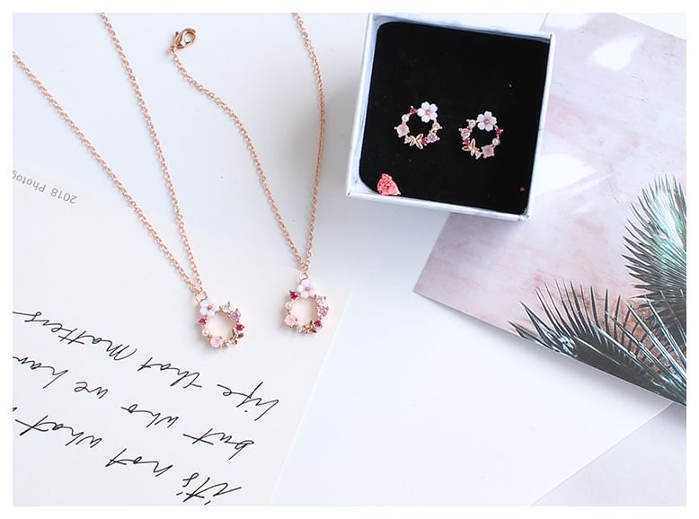 / Bracelet Rhinestone Alloy Floral Necklace (Various Designs)