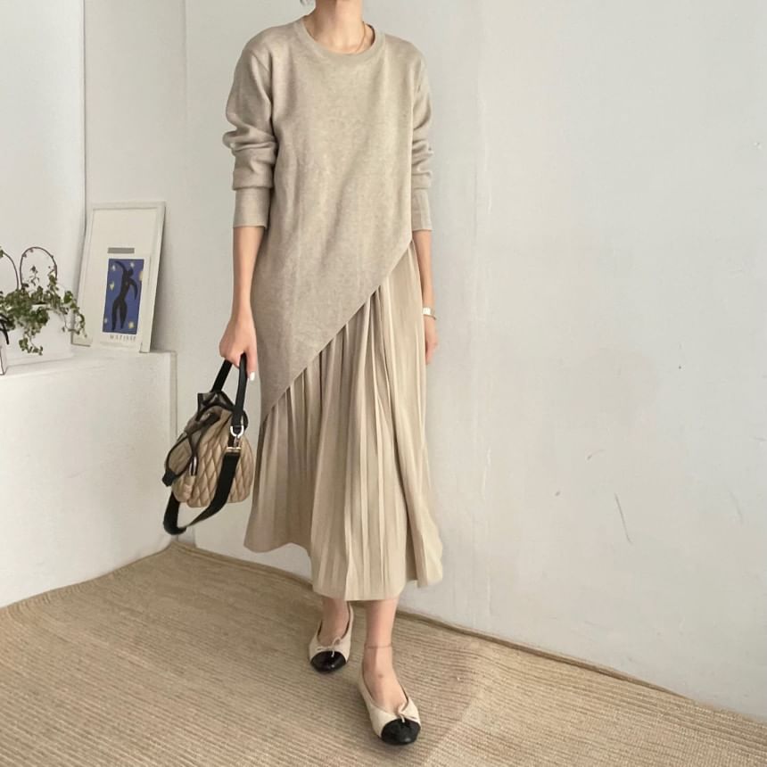 Set: Long-Sleeve Asymmetrical Plain Knit Top + Sleeveless Pleated Midi A-Line Dress