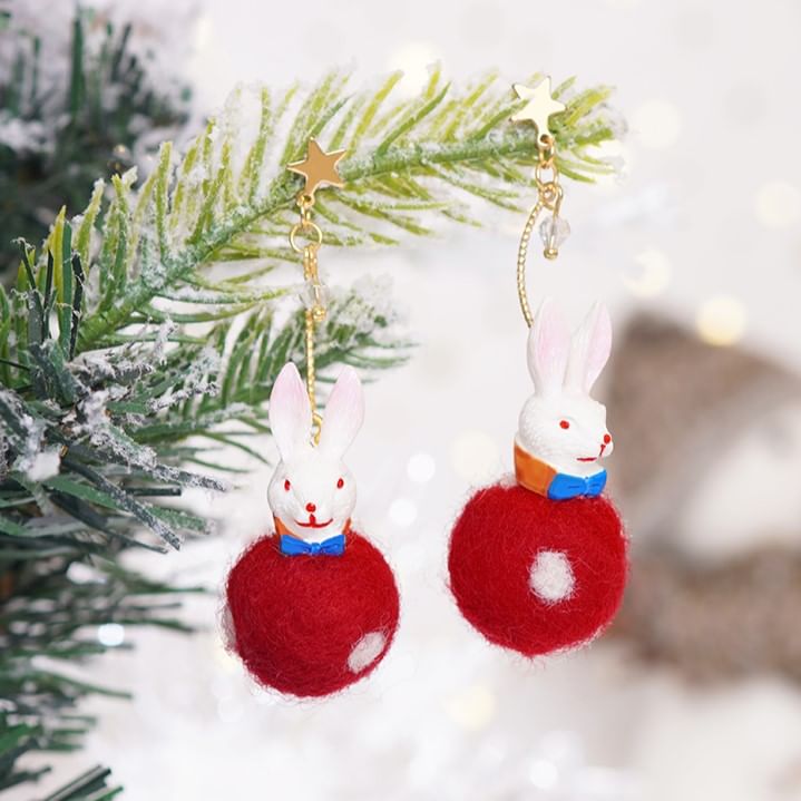 Rabbit Felt Dangle Earring