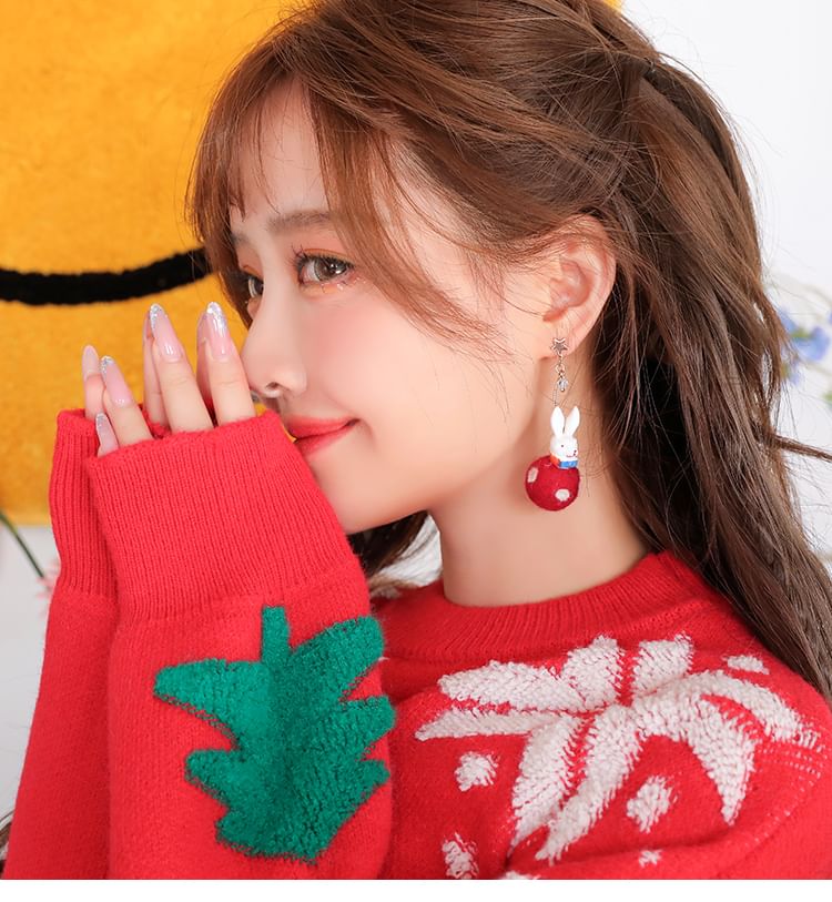 Rabbit Felt Dangle Earring