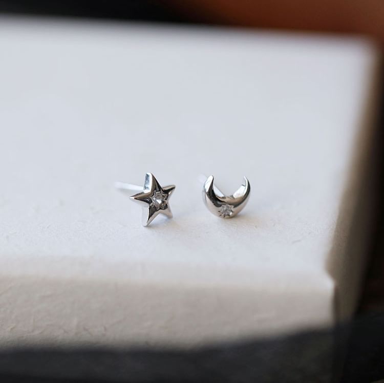 Rhinestone Star Silver Moon Earring Stud Asymmetrical S999