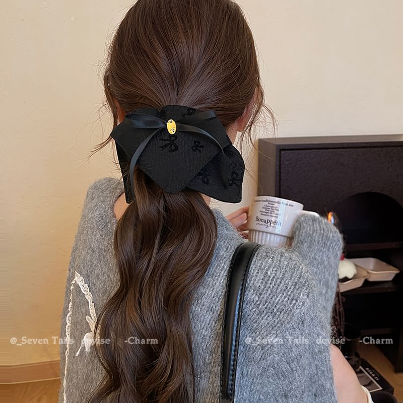 Bow Scrunchie Hair Print