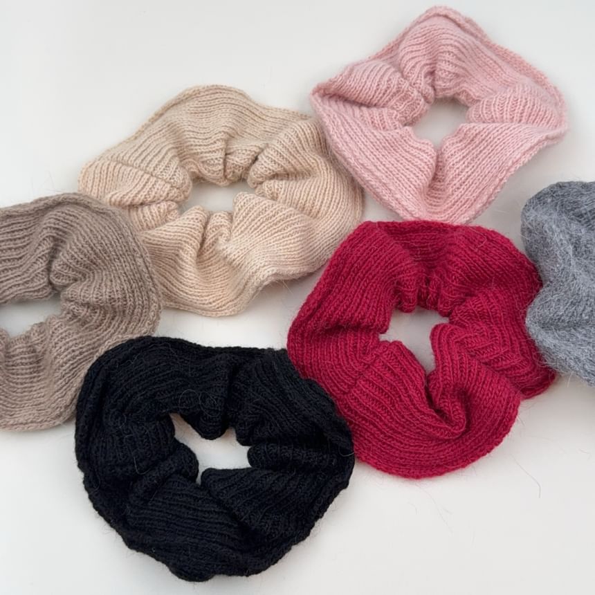 Plain Knitted Scrunchie