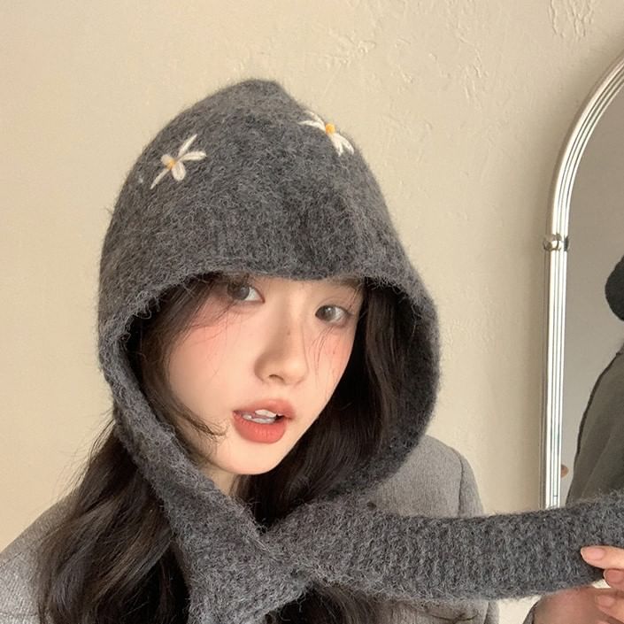 Hat Floral Embroidered Knit Bonnet