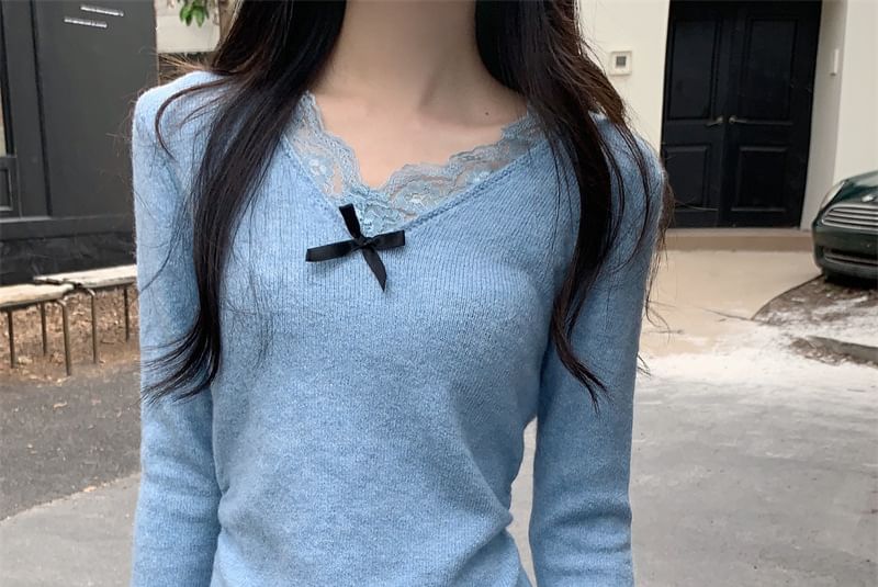 Long-Sleeve V-Neck Plain Bow Accent Lace Trim Slim Fit Knit Top