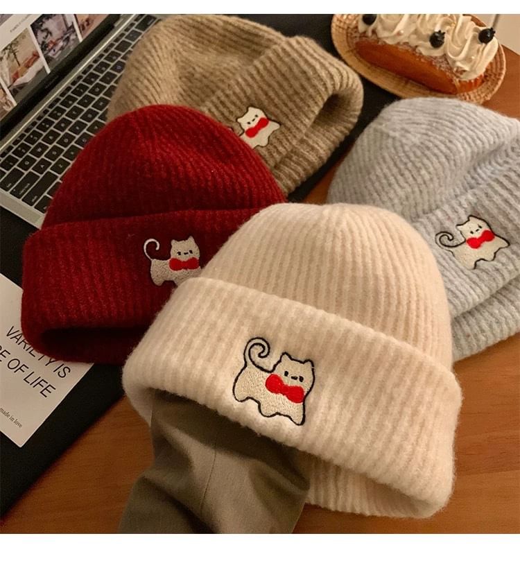 Beanie Knit Cat Embroidered
