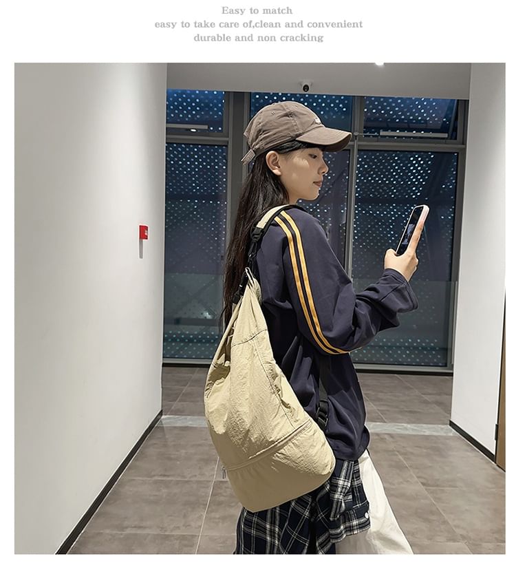 Plain Sling Bag Nylon