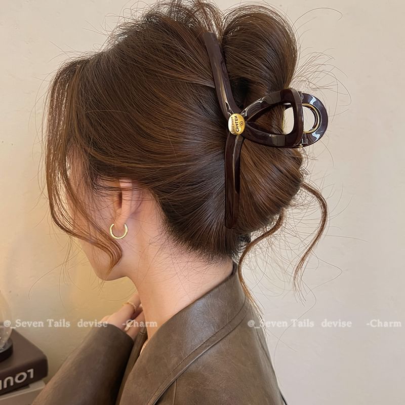 Acrylic Clip Claw Hair (Various Designs)