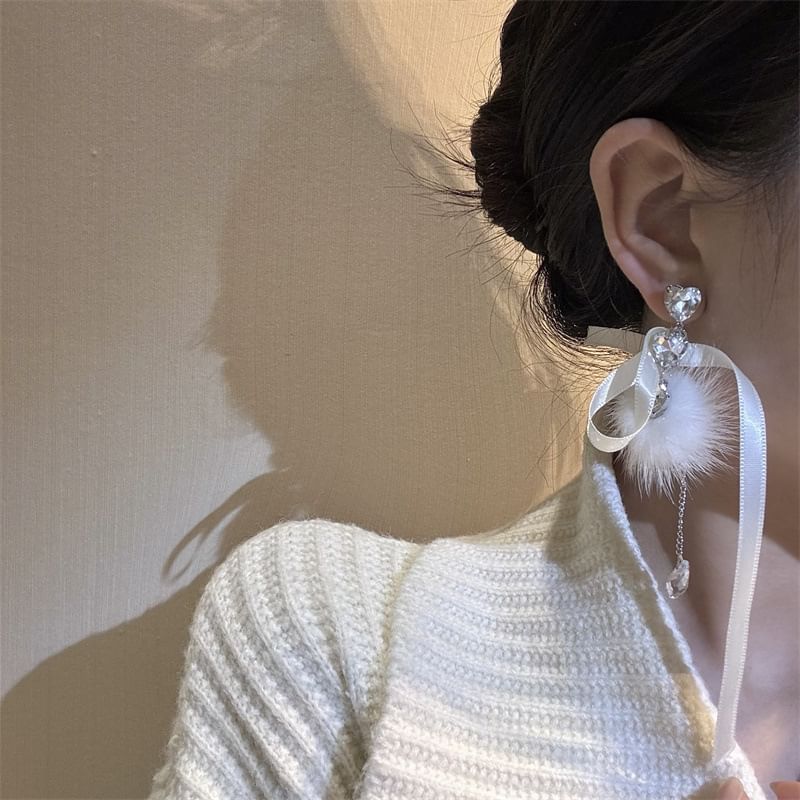 Rhinestone Dangle Earring Bowknot