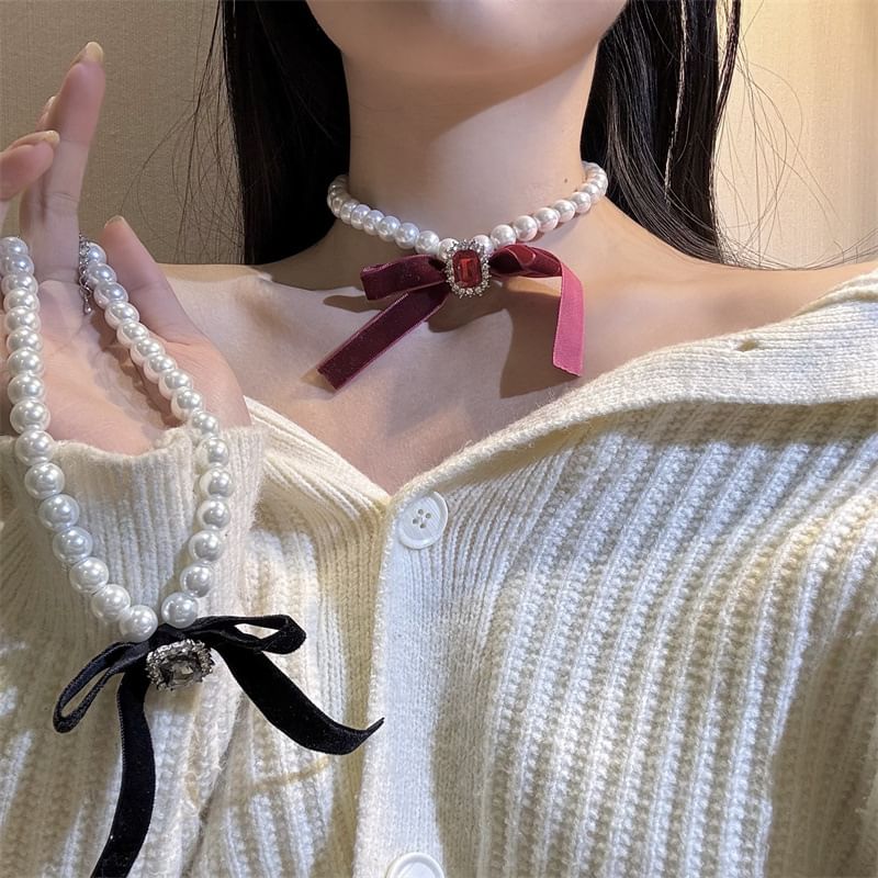 Faux Pearl Choker Bow