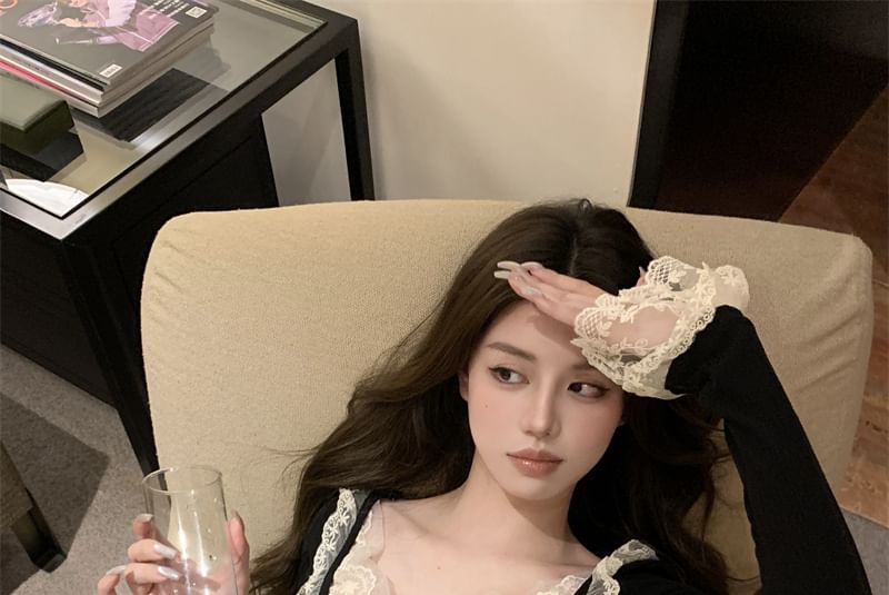 Sleeve Neck Trim Long Plain Lace Top Crop Scoop