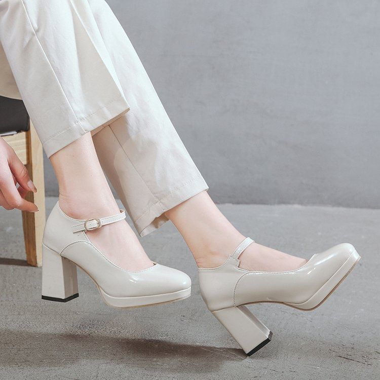 Platform Mary Heel Chunky Jane Pumps