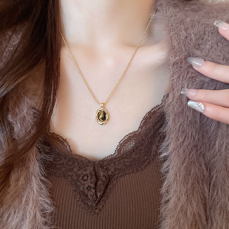 Designs) Beaded (Various Necklace